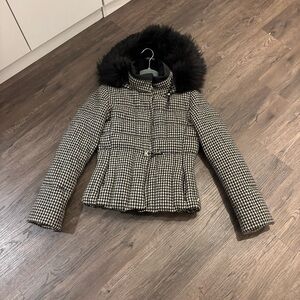 Fay Black and White Houndstooth Puffer with Faux Fur Hood